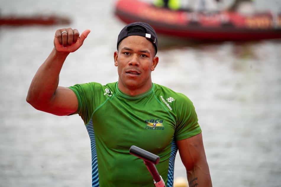 Gabriel Nascimento, de 20 anos, é uma das promessas do Brasil na Canoagem Velocidade