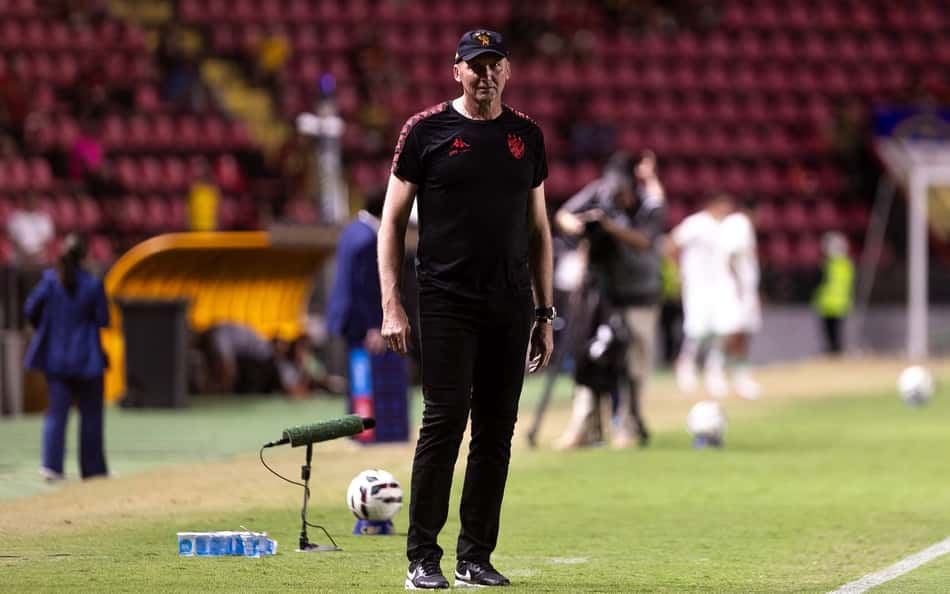 Sport demite Gilmar Dal Pozzo após derrota para o Ceará