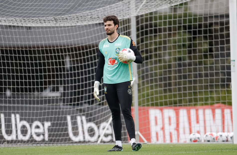 Otávio, do Cruzeiro, durante treino da Seleção Brasileira