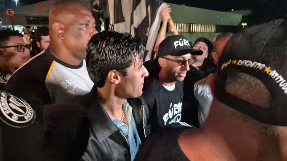 Desembarque do Ziyech no aeroporto, no Rio de Janeiro