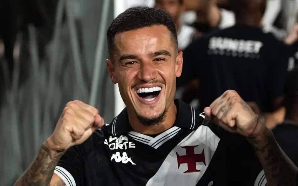 Coutinho, ex-Vasco, é novo reforço do Santos