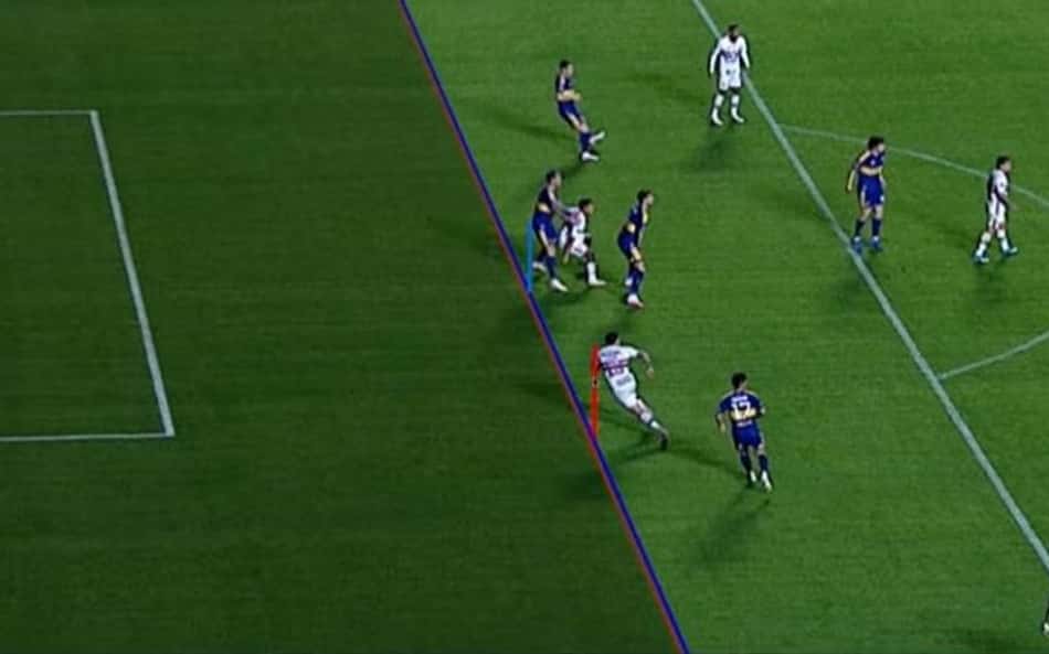 Impedimento marcado contra o São Paulo no duelo contra o Boca Juniors.