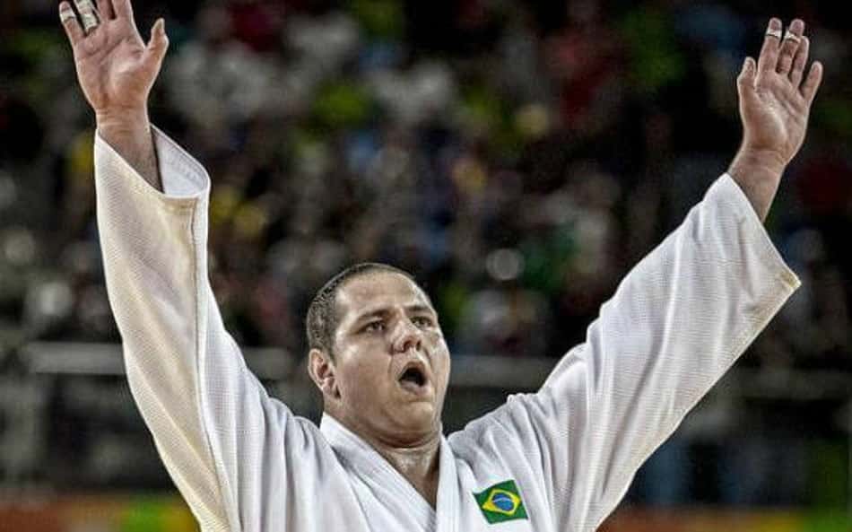 Rafael Silva conquistou medalha de bronze no último dia do judô na Rio-2016