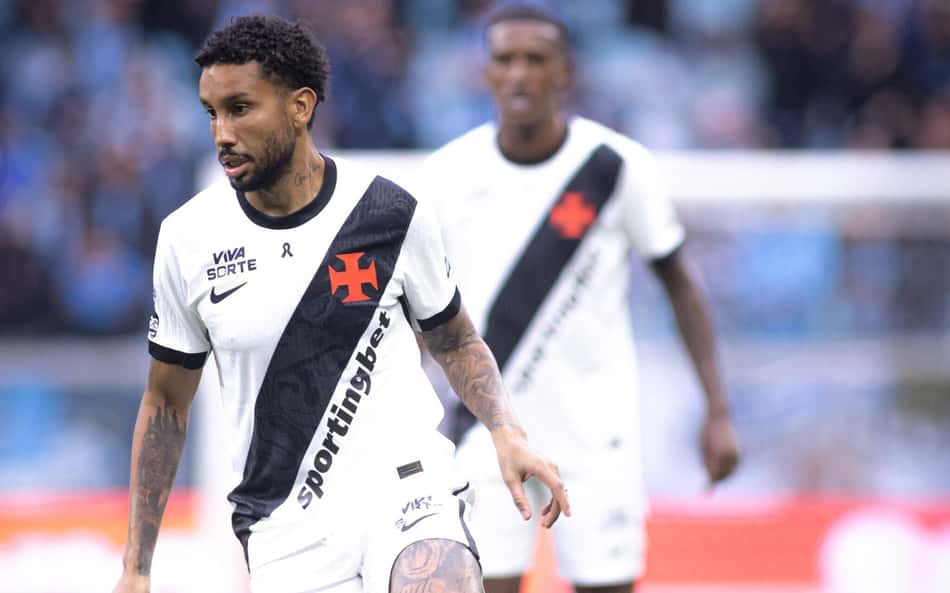 Jair em campo em Gremio x Vasco