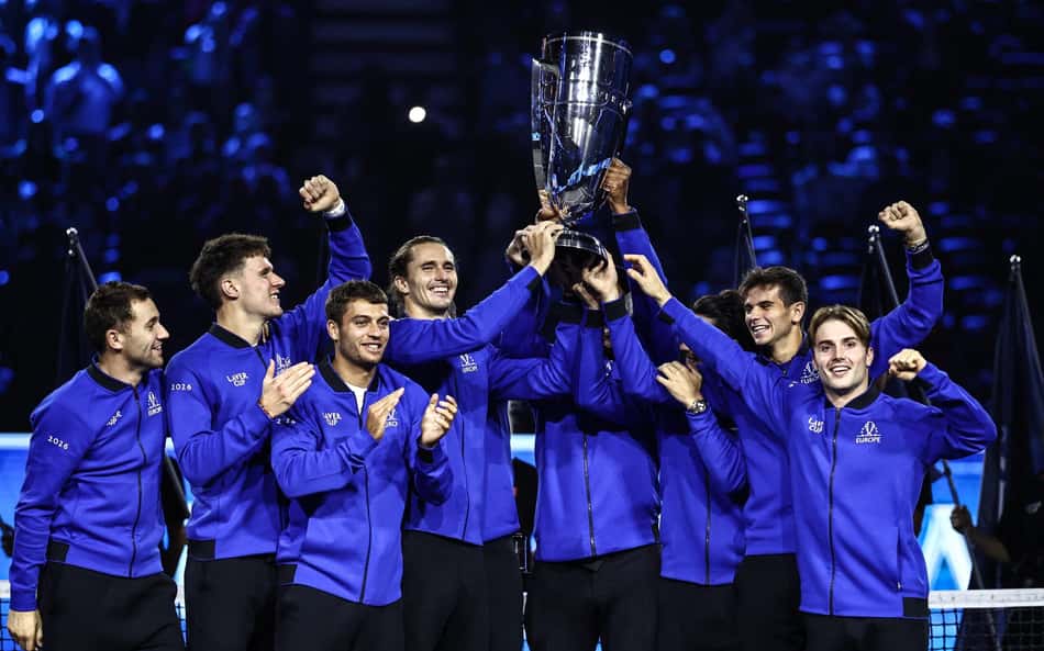 Time Europa levanta troféu da Laver Cup 2026