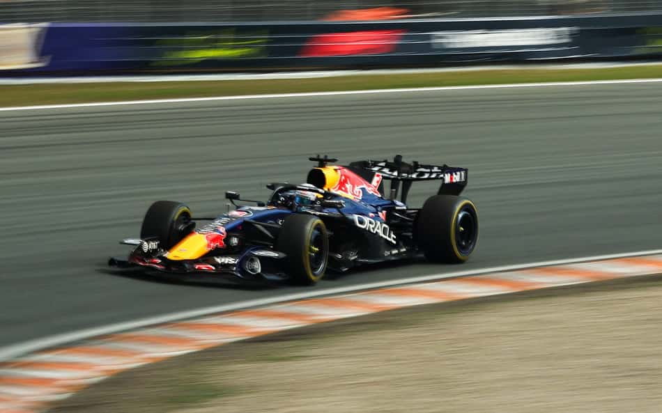 Max Verstappen em ação no GP da Holanda pela F1 2026