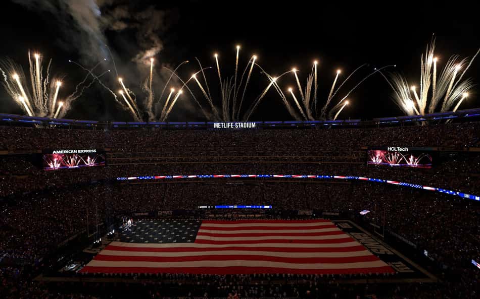 Para a temporada da NFL, o MetLife Stadium voltou a usar grama sintética