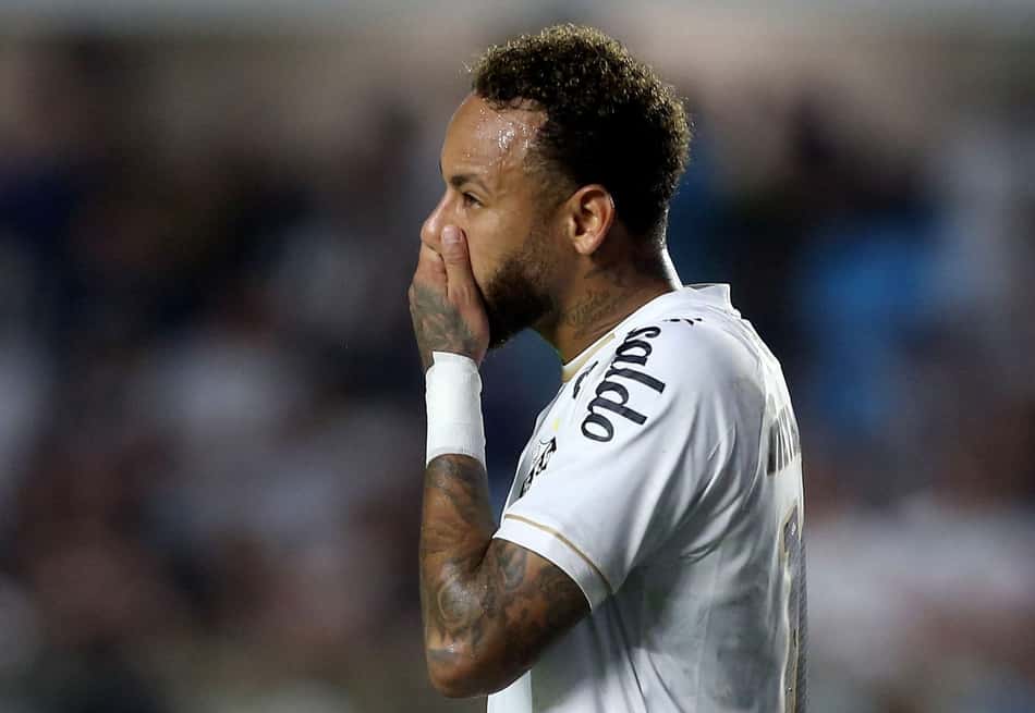 Neymar é dúvida para o jogo do Santos contra o Remo. (Foto: Código19/Folhapress)