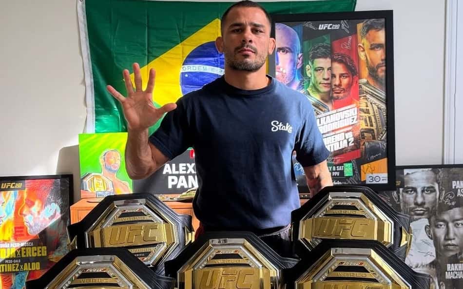 Pantoja é o rei do peso mosca do UFC (Foto: Reprodução Instagram Alexandre Pantoja)