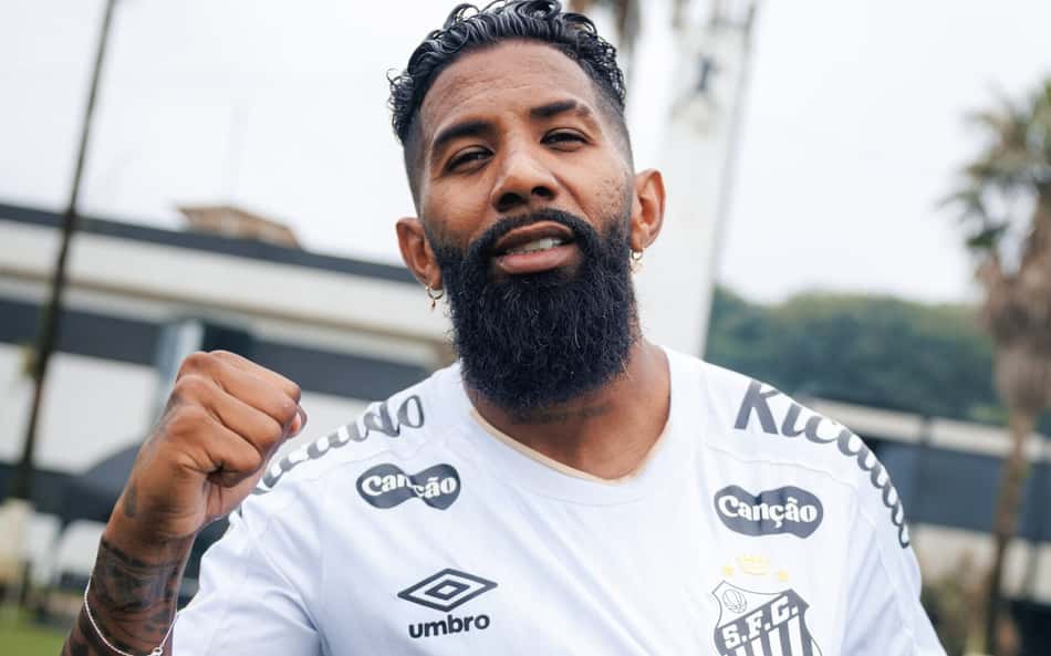rodinei em treino do Santos