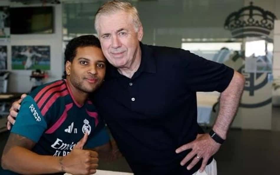 Rodrygo e Carlo Ancelotti no CT do Real Madrid