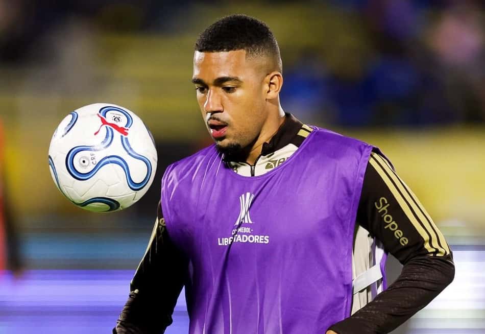 Samuel Lino no aquecimento para Del Valle x Flamengo pela Libertadores