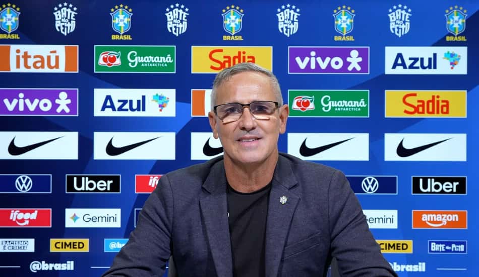 Técnico da Seleção Brasileira sub-17