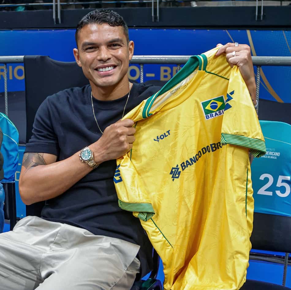 Thiago Silva em Brasil x Colômbia pelo Sul-Americano feminino de vôlei