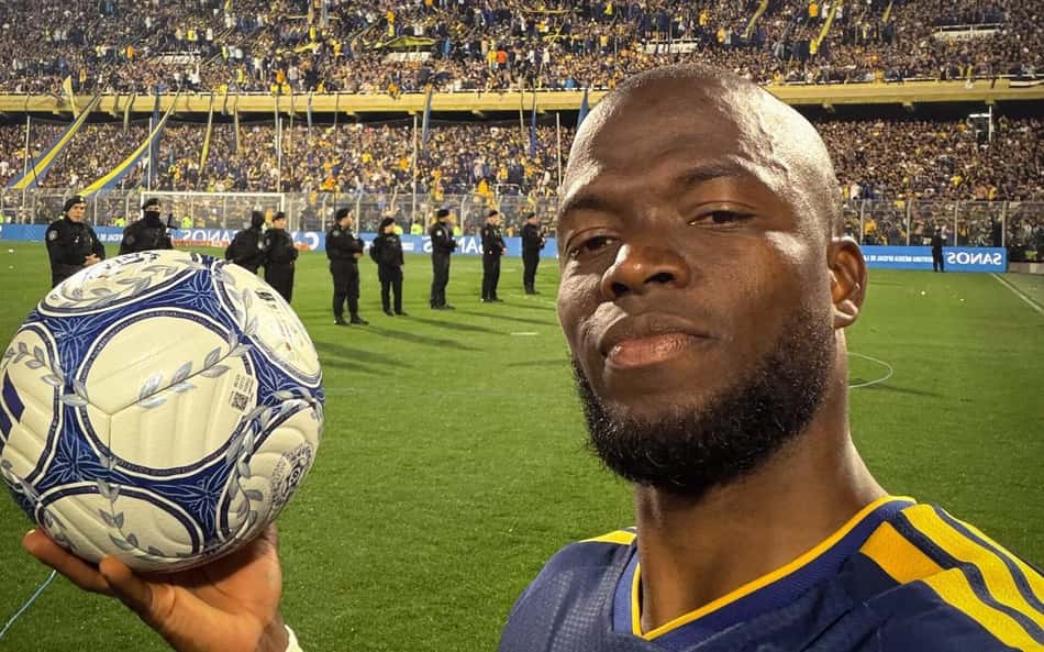 Enner Valencia marca hat-trick em vitória do Boca Juniors sobre o Racing
