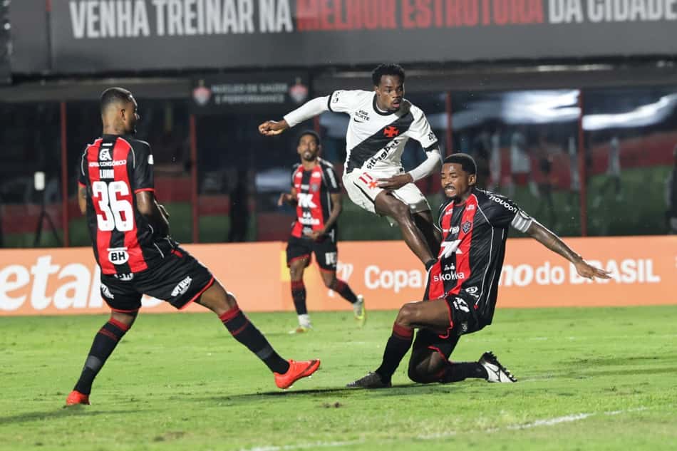 Vitória x Vasco no Barradão pela Copa do Brasil