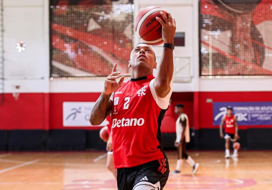 yago, do basquete Flamengo