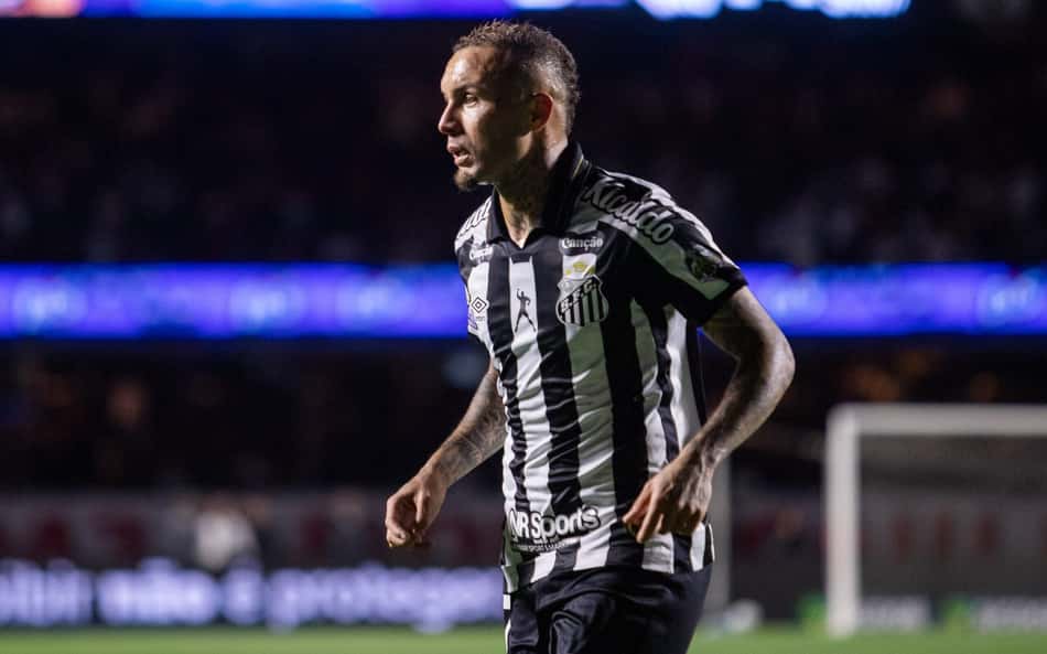 Everton Cebolinha em ação pelo Santos