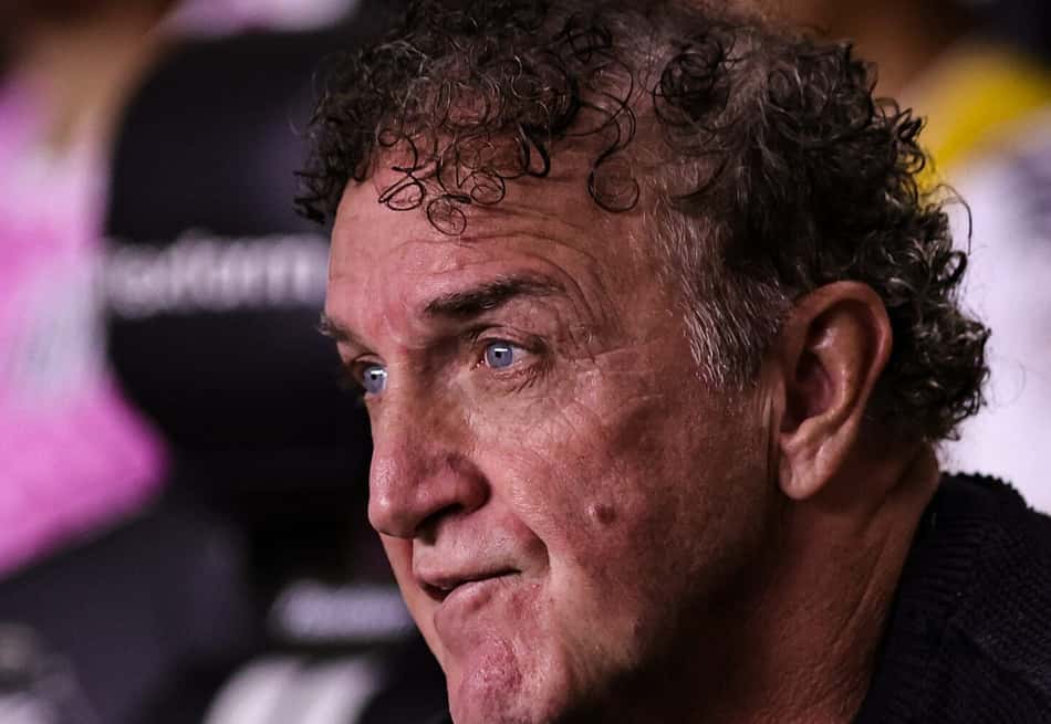 Cuca, técnico do Santos, durante partida contra o Bahia, no último sábado (24)