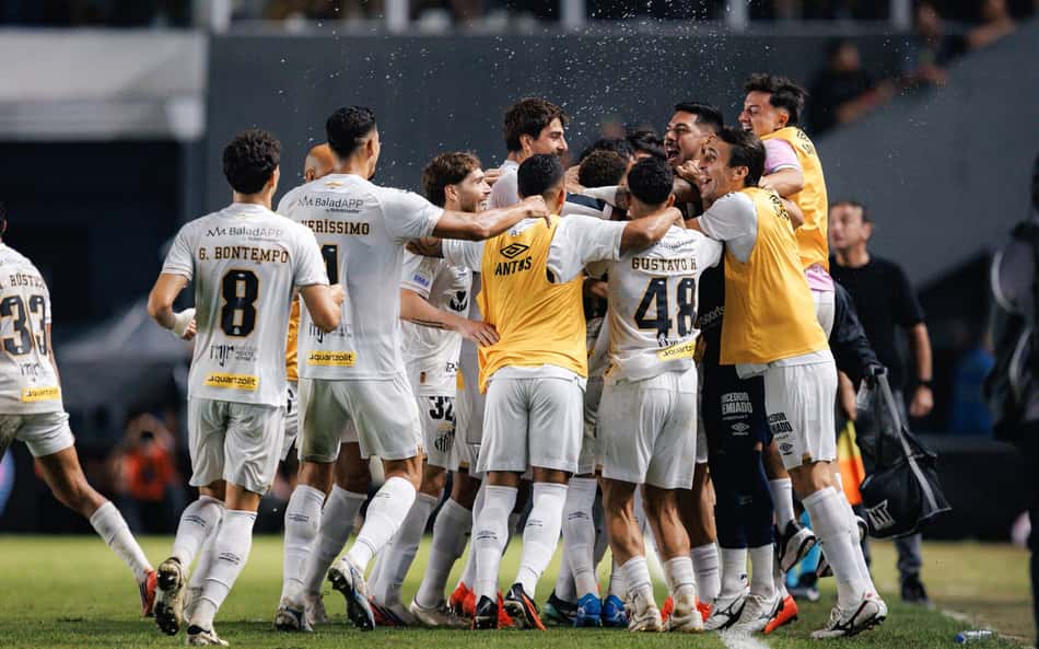 Santos melhora como visitante, mas vê rendimento cair na Vila Belmiro; entenda