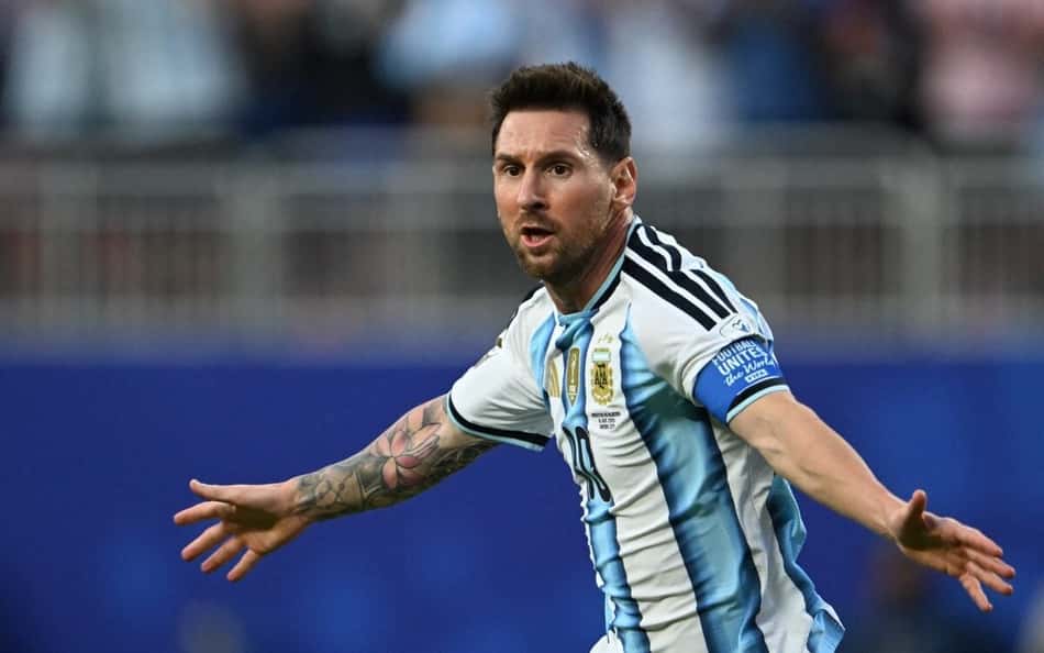 Lionel Messi se tornou o maior artilheiro da história da Copa do Mundo (Foto: JUAN MABROMATA / AFP)