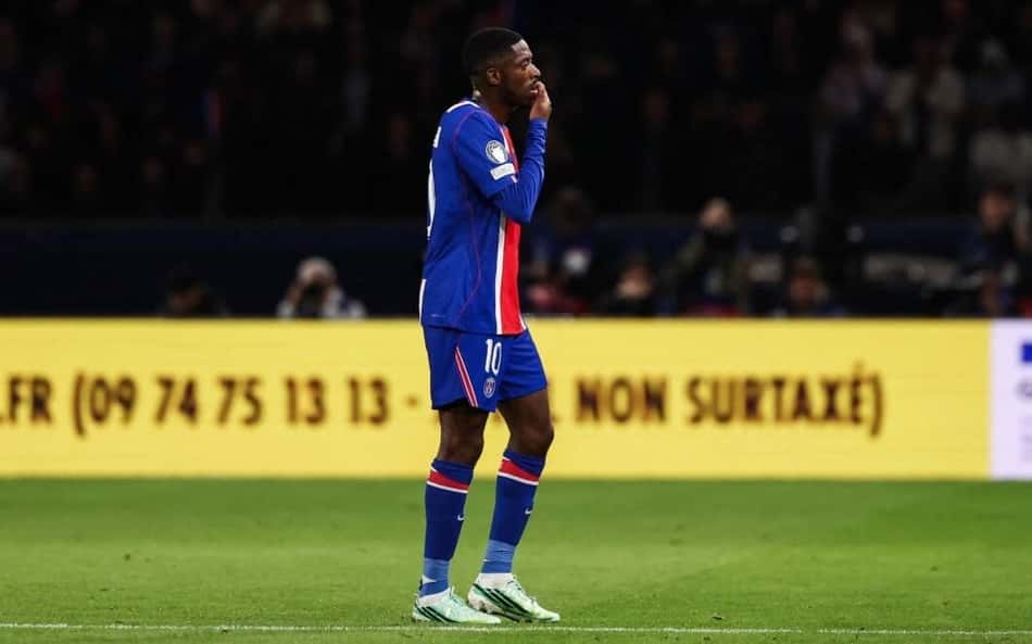 Dembele deixa o campo lesionado