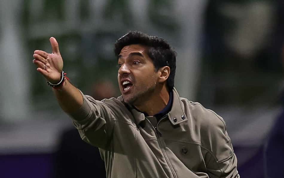 Abel Ferreira orienta o Palmeiras no triunfo sobre o Fluminense na Libertadores (Foto: Cesar Greco/Palmeiras)