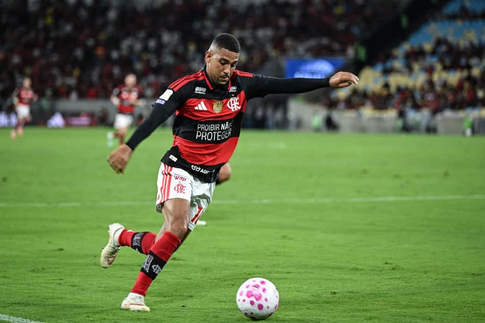Agora o Flamengo espera retorno de ação judicial contra o Estudiantes (Foto: Celso Pupo /Fotoarena/Folhapress)