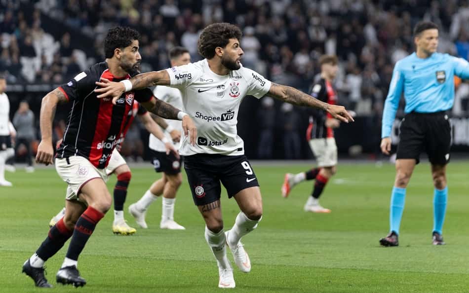 Sávio Pereira Sampaio durante a partida