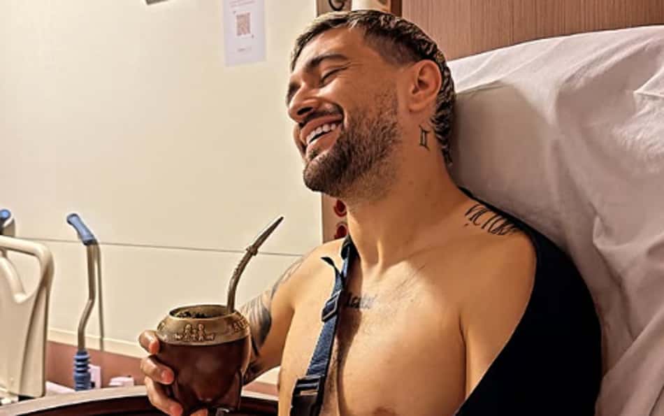 Post de Arrascaeta nas redes sociais após cirurgia no punho (Foto: Reprodução)