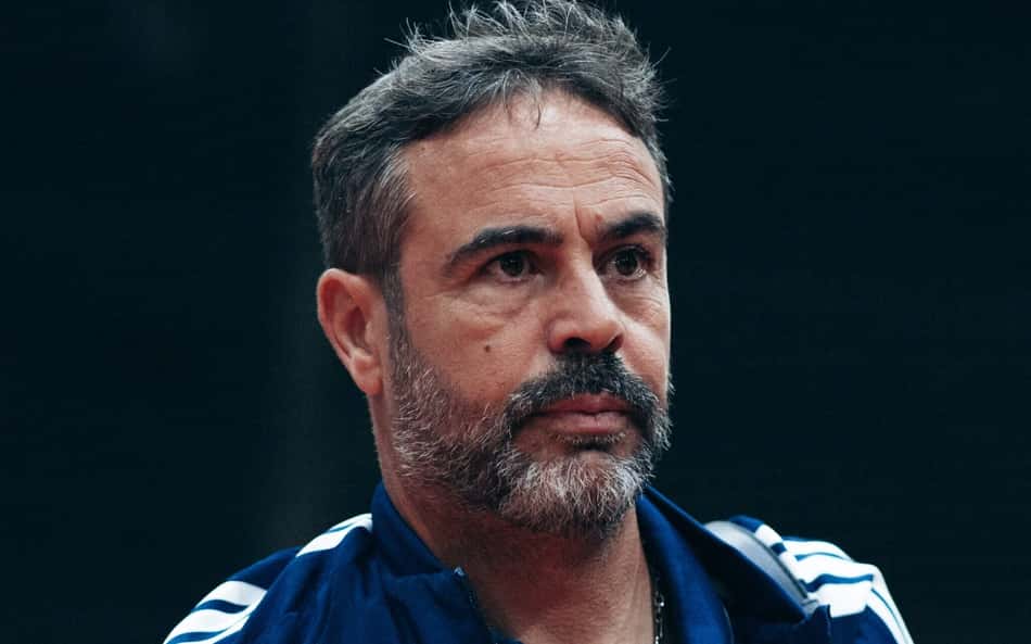Artur Jorge chegando ao estádio