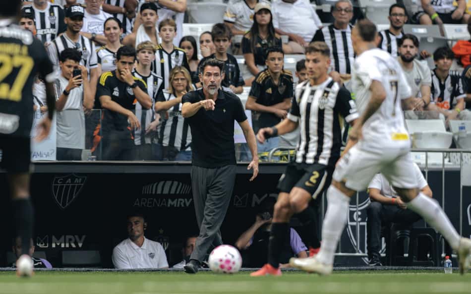 Barba em Atlético x Santos (Foto: Pedro Souza / Atlético)