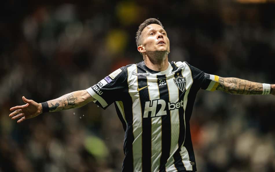 Bernard celebra gol contra o Bragantino (Foto: Pedro Souza / Atlético)