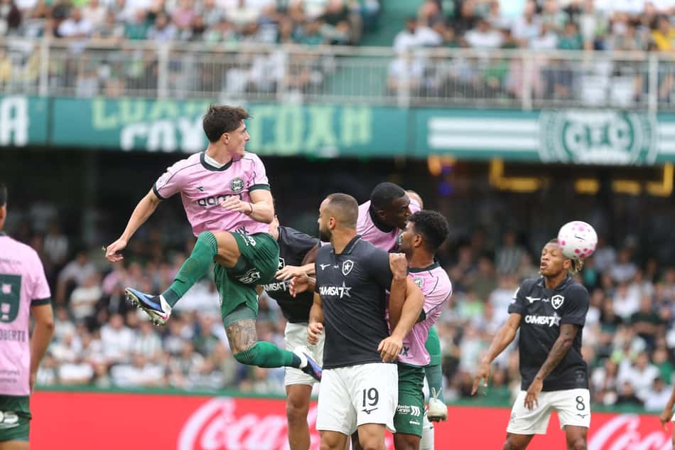 Coritiba e Botafogo no Couto Pereira