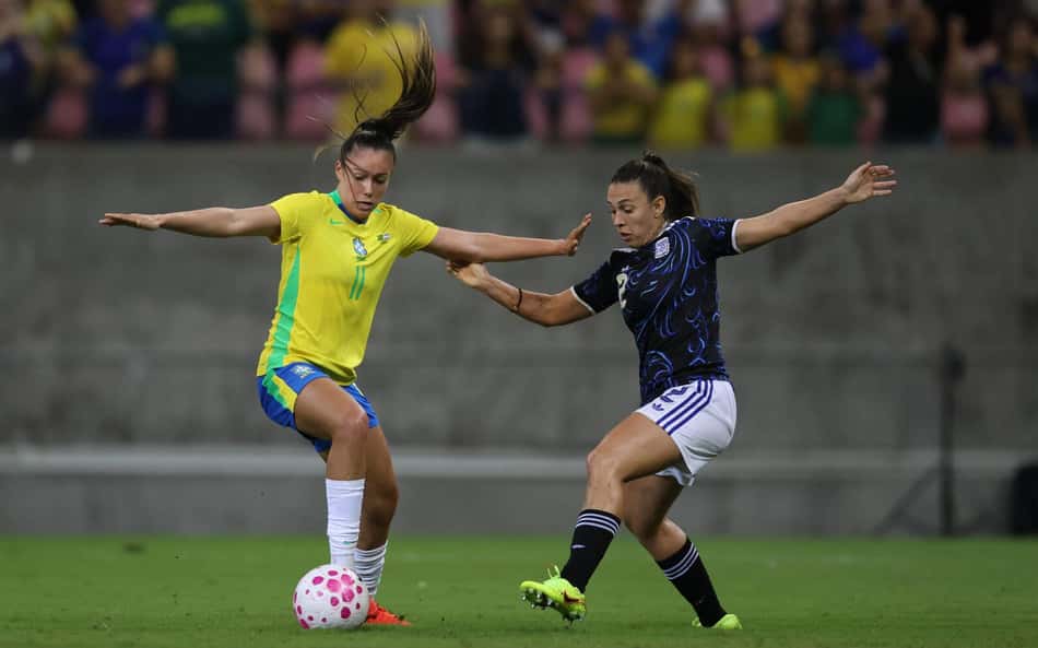 Brasil abre 2 a 0, mas cede empate para a Argentina em Pernambuco