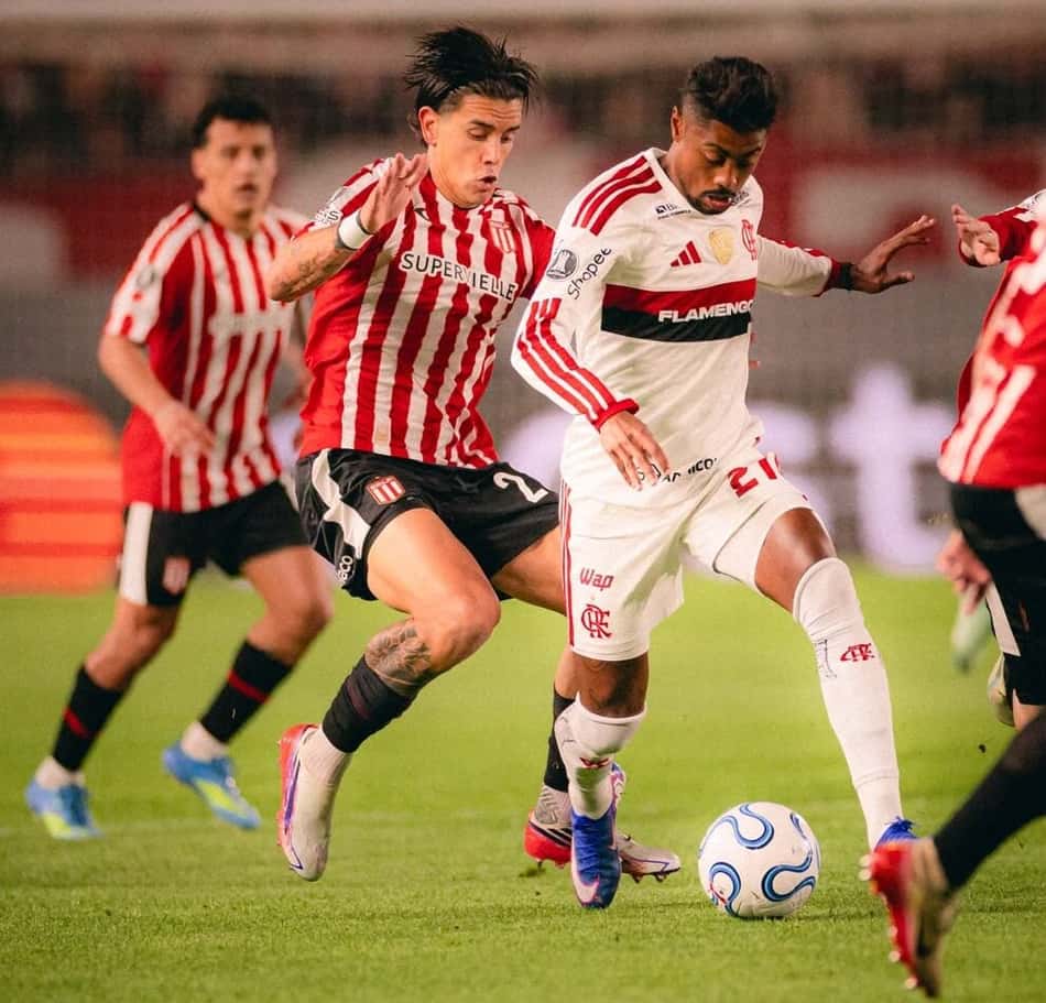 Bruno Henrique em Estudiantes x Flamengo
