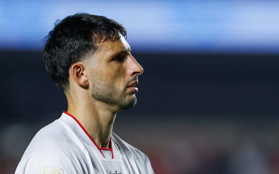 Calleri faz forte desabafo após derrota do São Paulo contra o Cruzeiro