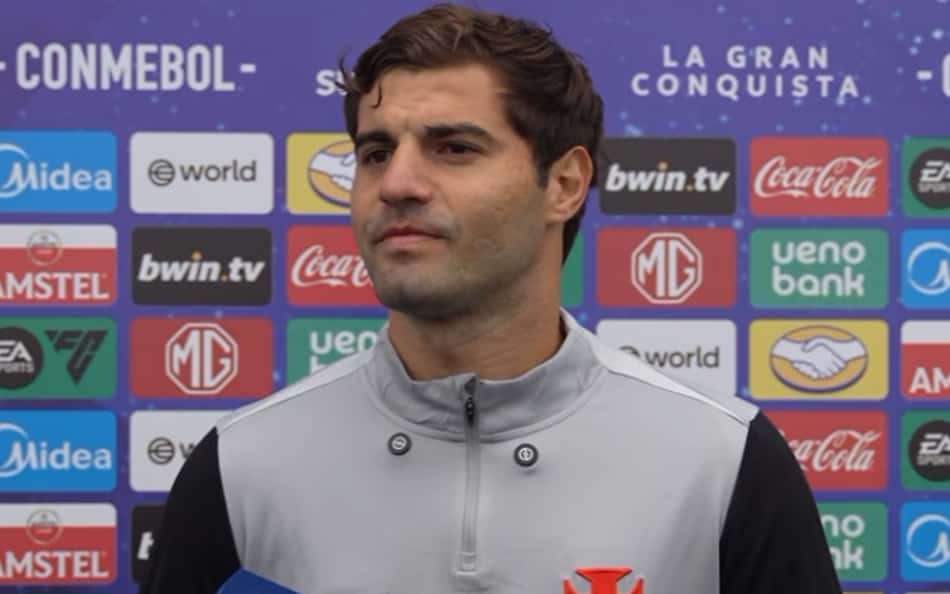 Santiago Sosa dá entrevista na Argentina