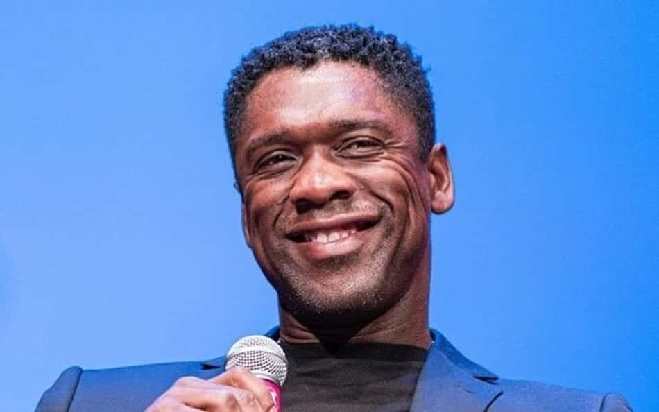 Clarence Seedorf sorrindo