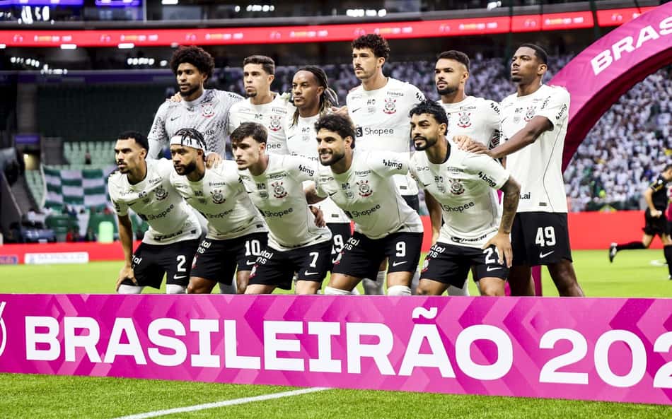 Elenco do Corinthians reunido