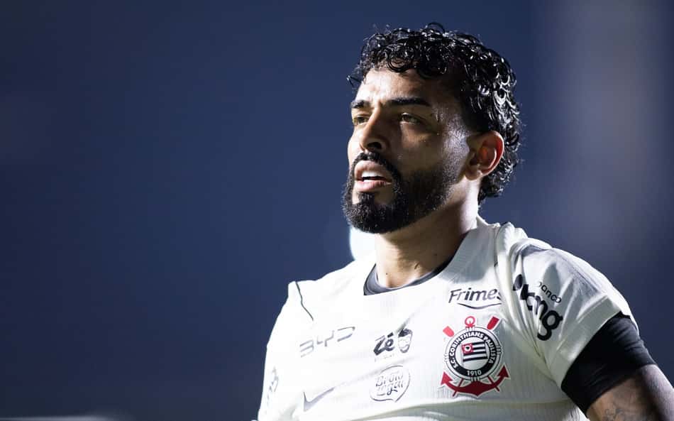 Abalo, revolta e união: os bastidores do vestiário do Corinthians após derrota para o Vasco