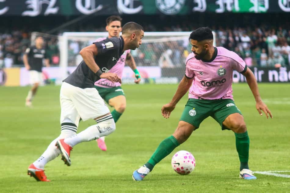 Ziyech e Felipe Jonathan em Coritiba x Botafogo