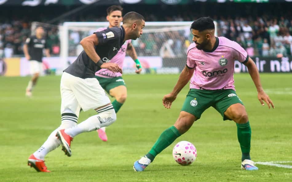 Ziyech e Felipe Jonathan em Coritiba x Botafogo