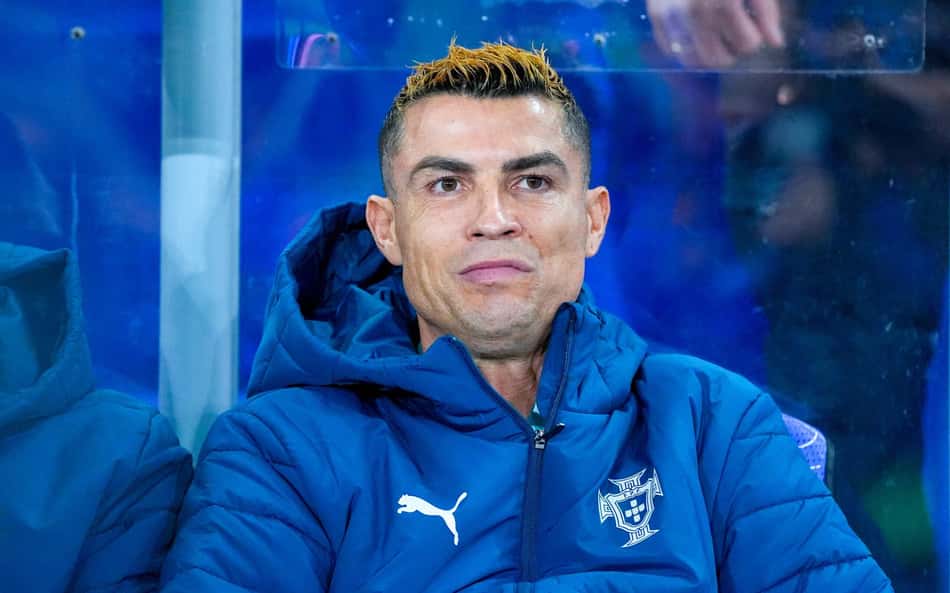 Cristiano Ronaldo ficou no banco na última partida de Portugal