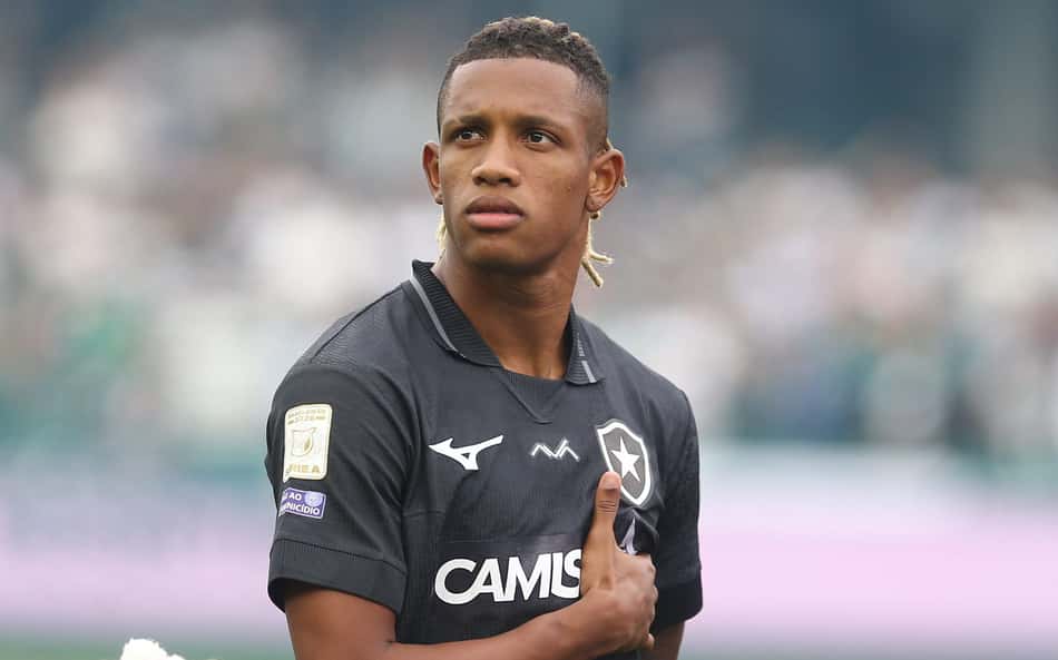 Danilo Santos antes de Botafogo x Coritiba, pelo Brasileirão