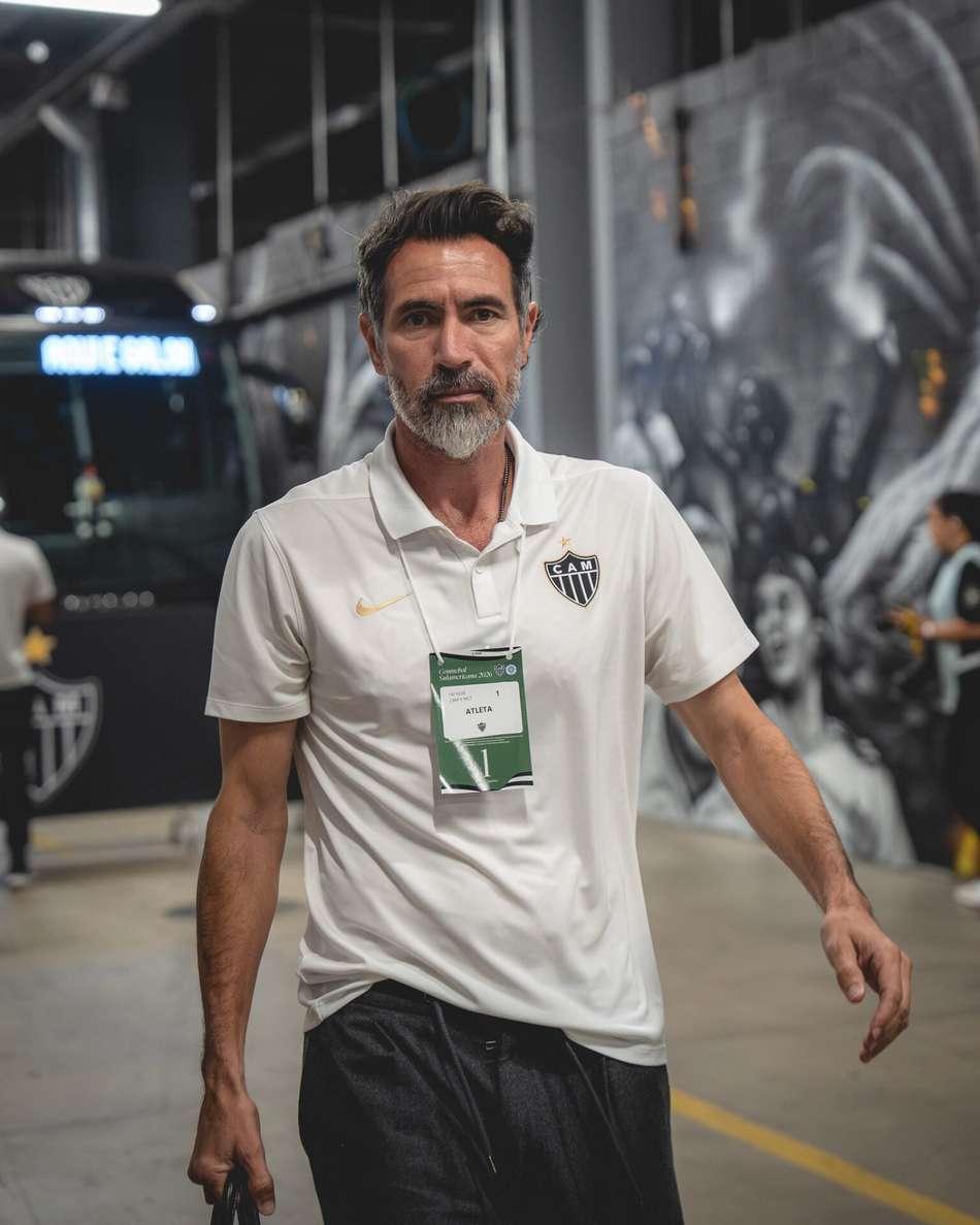 Domínguez chegando em Atlético x City Torque (Foto: Pedro Souza / Atlético)