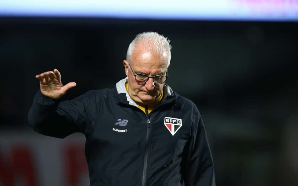 Dorival Júnior em ação