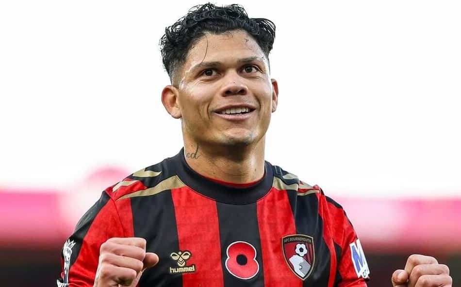 Ex-Fluminense, Evanilson marca e Bournemouth vence a 6ª seguida na Inglaterra