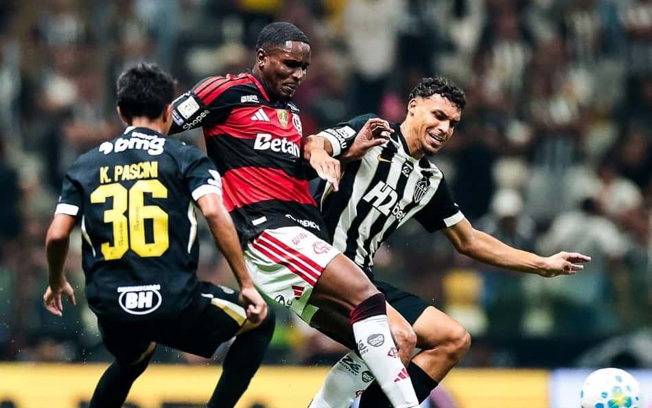 Evertton Araújo Flamengo Atlético-MG