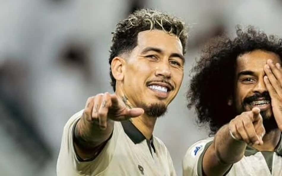 Firmino comemorando gol pelo Al-Saad